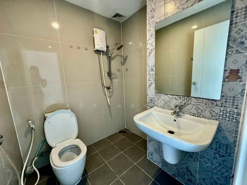 ให้เช่าทาวน์โฮม ม.เสนาวีว่า( เจซิตี้ ) ศรีราชา, Chon Buri (Pattaya), Surasak, Si Racha, Chon Buri (Pattaya), 3 Bedrooms, 65 sqm, Townhouse For Rent, by Dusit Saengfa, 500353002 - DDproperty.com