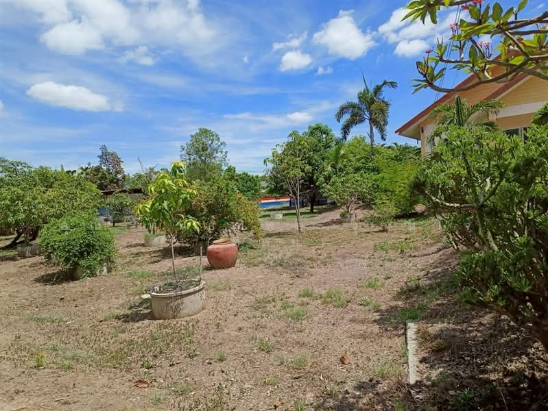 บ้านเดี่ยว 1ชั้น + ที่ดิน 466 ตร.ว. ใกล้โรงพยาบาลส่งเสริมสุขภาพดอนรวก, นครปฐม, ถนน4002, ดอนรวก, ดอนตูม, นครปฐม, 300 ตร.ม., บ้านเดี่ยว ขาย, โดย คุณ พันธ์ทิพย์ จุสมใจ (ทิพย์), 500353036 - DDproperty.com