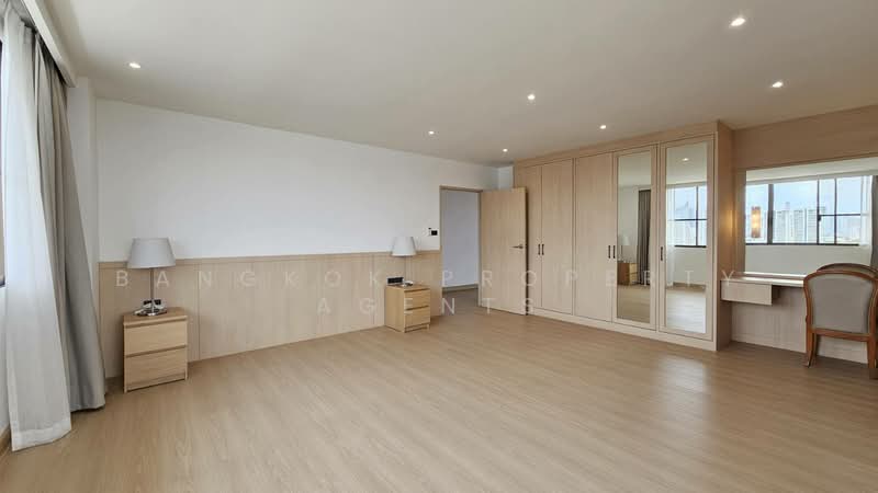 Tipamas Mansion, Bangkok, 40 Soi Prompak, Khlong Tan Nua, Watthana, Bangkok, 3 Bedrooms, 260 sqm, Condo For Rent, by BANGKOK PROPERTY AGENTS, 500353104 - DDproperty.com