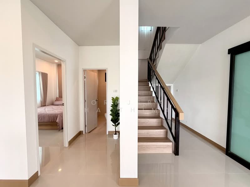P0106/1 | Brand New Modern Style Detached House Near Kad Farang Village – Only 5 Minutes, Chiang Mai, Ban Waen, Hang Dong, Chiang Mai, 4 Bedrooms, 230 sqm, Single Detached House For Sale, by Aornjira Khatthima, 500353121 - DDproperty.com
