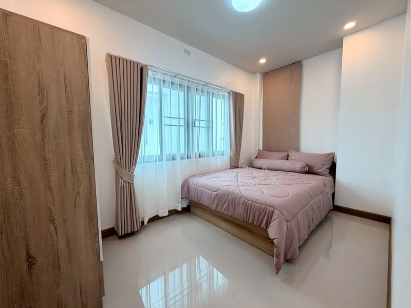 P0106/1 | บ้านเดี่ยว Modern Style หลังใหม่เอี่ยม ใกล้กาดฝรั่งวิลเลจ 5 นาที, เชียงใหม่, บ้านแหวน, หางดง, เชียงใหม่, 230 ตร.ม., บ้านเดี่ยว ขาย, โดย Aornjira Khatthima, 500353121 - DDproperty.com
