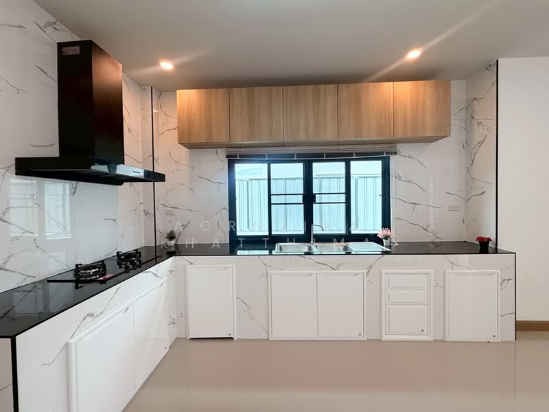 P0106/1 | บ้านเดี่ยว Modern Style หลังใหม่เอี่ยม ใกล้กาดฝรั่งวิลเลจ 5 นาที, เชียงใหม่, บ้านแหวน, หางดง, เชียงใหม่, 230 ตร.ม., บ้านเดี่ยว ขาย, โดย Aornjira Khatthima, 500353121 - DDproperty.com