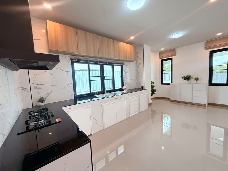 P0106/1 | บ้านเดี่ยว Modern Style หลังใหม่เอี่ยม ใกล้กาดฝรั่งวิลเลจ 5 นาที, เชียงใหม่, บ้านแหวน, หางดง, เชียงใหม่, 230 ตร.ม., บ้านเดี่ยว ขาย, โดย Aornjira Khatthima, 500353121 - DDproperty.com