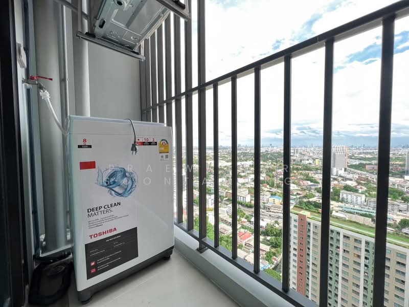 Rich Park @ Triple Station, Bangkok, 591 Srinakarin Road, Suan Luang, Bangkok, 1 Bedroom, 30 sqm, Condo For Rent, by Praewpakar Soontawong, 500353195 - DDproperty.com