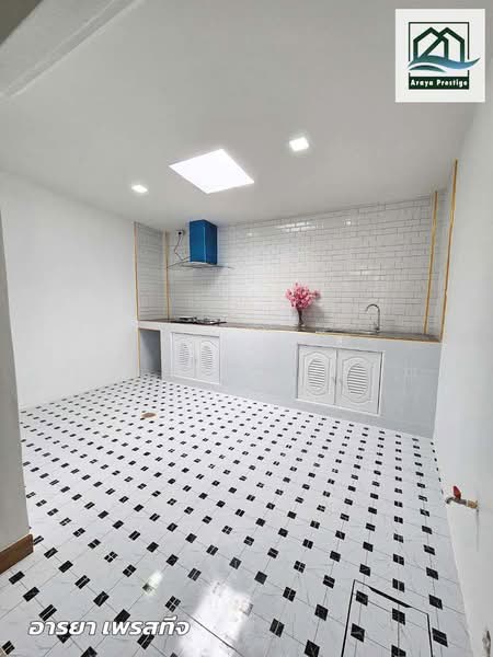 ทาวน์แอนด์คันทรี สุวินทวงศ์, Bangkok, Krathum Rai, Nong Chok, Bangkok, 3 Bedrooms, 74 sqm, Townhouse For Sale, by วิสุทธินี เฉลิมสินสุวรรณ, 500353198 - DDproperty.com