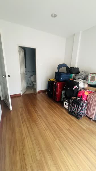 Baan Klang Muang Luzern Sukhumvit, Bangkok, Sukhumvit 77 Road, Suan Luang, Bangkok, 3 Bedrooms, 172 sqm, Townhouse For Sale, by ชญานิศา มณีโชติ, 500353207 - DDproperty.com