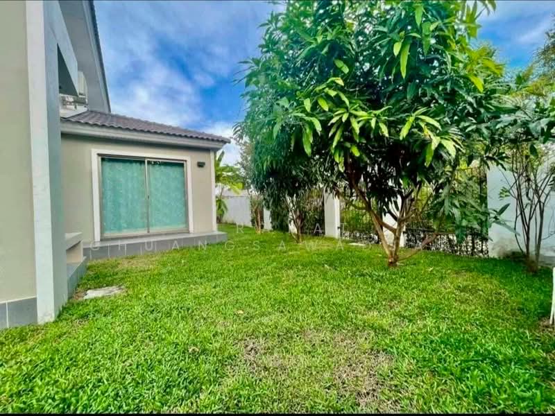 Life In The Garden Rongpo-Motorway, Chon Buri (Pattaya), Soi Bang Lamung 25 (Rong Po), Ta Khian Tia, Bang Lamung (Pattaya), Chon Buri (Pattaya), 4 Bedrooms, 220 sqm, Single Detached House For Rent, by Jirapat Chuangsawadsak, 500353277 - DDproperty.com