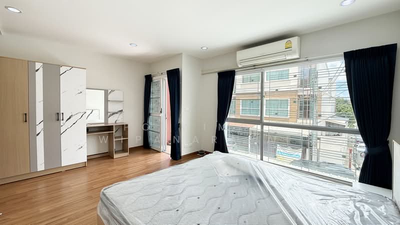 Villette City Pattanakarn 38, Bangkok, Phatthanakan Road, Prawet, Bangkok, 4 Bedrooms, 160 sqm, Townhouse For Rent, by Ponwimol Wipanarapai, 500353307 - DDproperty.com