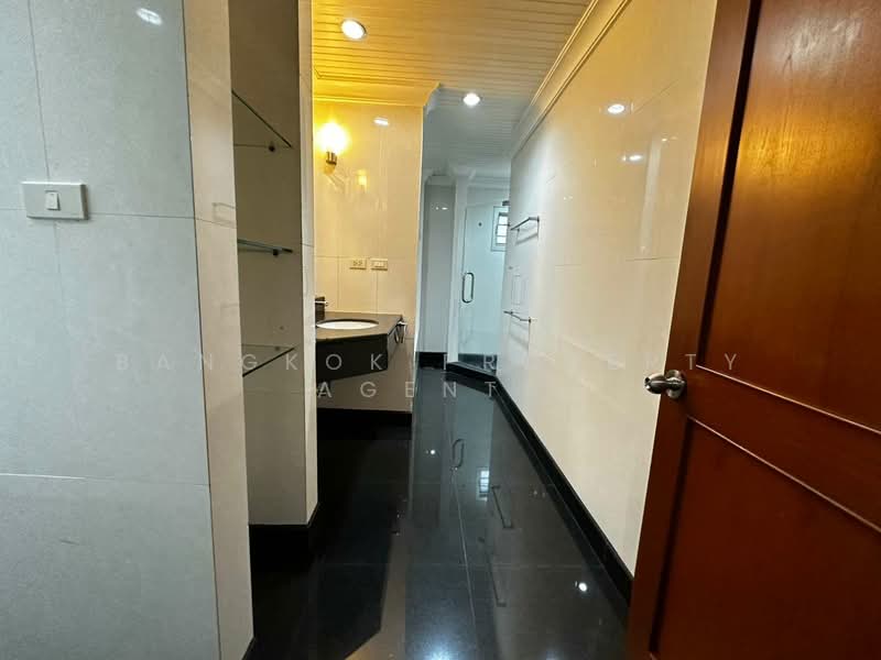 Green Ville Exclusive Residence, Bangkok, 51 Soi Sukhumvit 2, Khlong Toei, Bangkok, 1 Bedroom, 80 sqm, Condo For Rent, by BANGKOK PROPERTY AGENTS, 500353325 - DDproperty.com