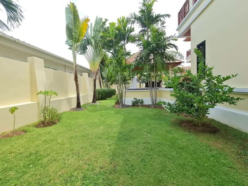 Luxury Beachfront Pool Villa for Sale – Bang Saray, Chon Buri (Pattaya), Bang Lamung, Bang Lamung (Pattaya), Chon Buri (Pattaya), 3 Bedrooms, 380 sqm, Villa For Sale, by PLC real estate, 500353327 - DDproperty.com