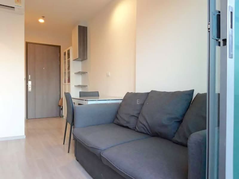 Centric Huai Khwang Station, Bangkok, Ratchadaphisek Road, Huai Khwang, Bangkok, 1 Bedroom, 32 sqm, Condo For Sale, by Nami E., 500353337 - DDproperty.com