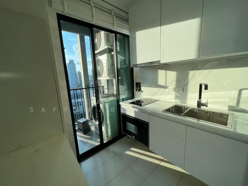 The Base Park West Sukhumvit 77, Bangkok, 11 Soi Sukhumvit 77 Sukhumvit Road, Phra Kanong Nua, Watthana, Bangkok, 1 Bedroom, 28 sqm, Condo For Rent, by Lalipat Sappayabovornnan, 500353338 - DDproperty.com