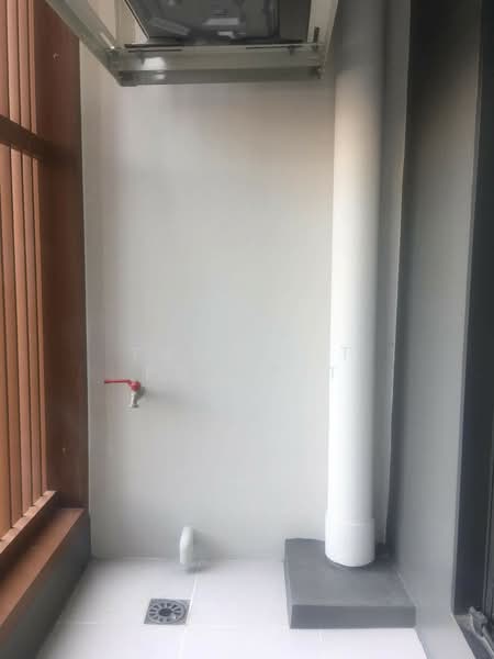Life Pinklao, Bangkok, Boromarajonani Road, Bang Bamru, Bang Phlat, Bangkok, 1 Bedroom, 35 sqm, Condo For Sale, by Thanakit Pongpit, 500353368 - DDproperty.com