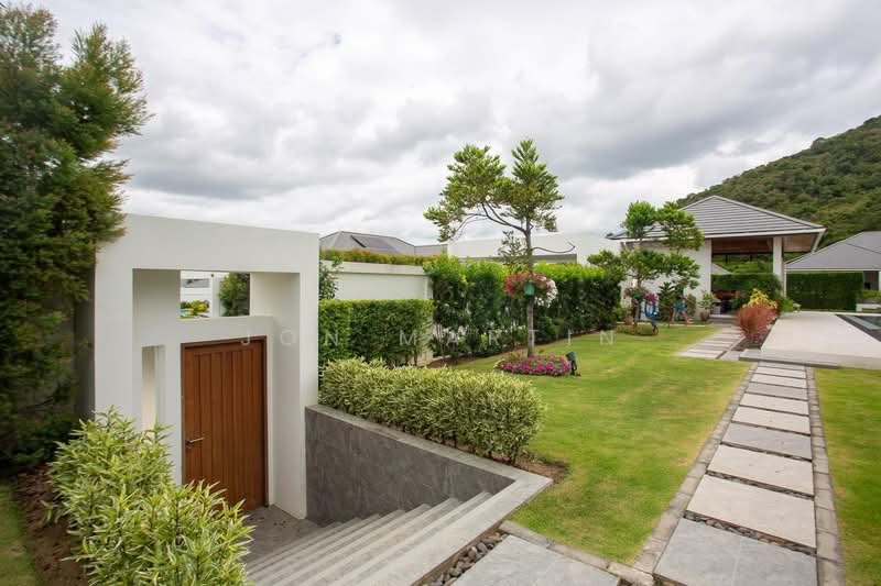 Hillside Hamlet 8, Prachuap Khiri Khan, Soi Hua Na 21, Thap Tai, Hua Hin, Prachuap Khiri Khan, 3 Bedrooms, 243 sqm, Villa For Sale, by Jon Martin, 500353373 - DDproperty.com
