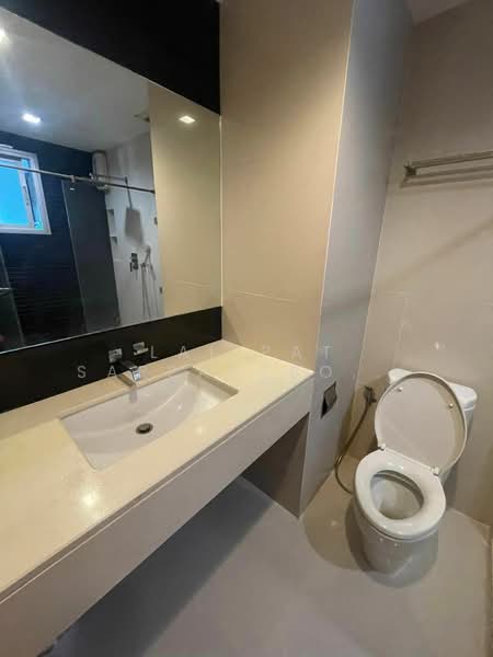 Rhythm Ratchada-Huaikwang, Bangkok, 218 Ratchadaphisek Road, Huai Khwang, Bangkok, 1 Bedroom, 37 sqm, Condo For Rent, by Lalipat Sappayabovornnan, 500353388 - DDproperty.com