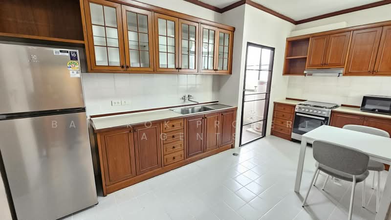 Nida Mansion : นิดา แมนชั่น, กรุงเทพ, 37 ซอย สุขุมวิท 39, คลองตันเหนือ, วัฒนา, กรุงเทพ, 270 ตร.ม., คอนโด ให้เช่า, โดย BANGKOK PROPERTY AGENTS, 500353440 - DDproperty.com