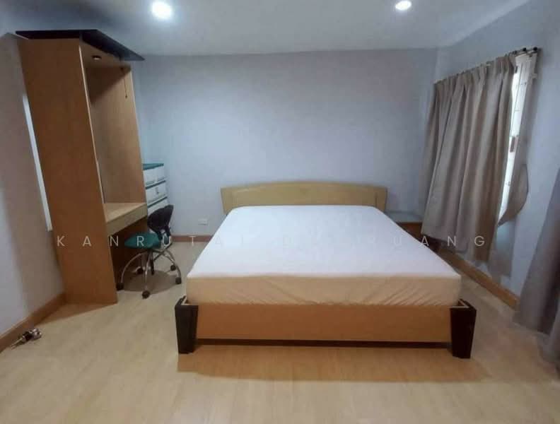 Baan Klang Mueng Rama 9 Soi 43, Bangkok, Phatthanakan, Suan Luang, Bangkok, 3 Bedrooms, 150 sqm, Townhouse For Sale, by Kanrutai Dawruang, 500353479 - DDproperty.com