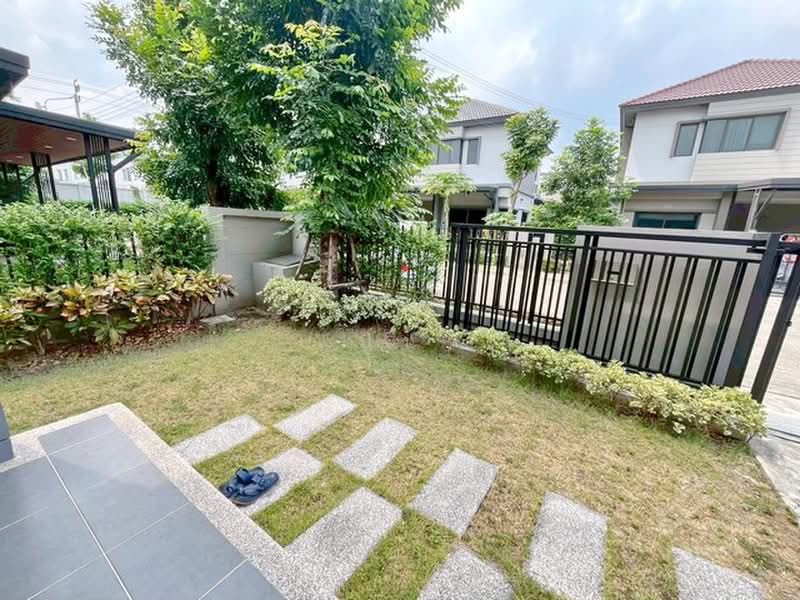V Compound Ratchaphruek-Pinklao, Nonthaburi, Soi Suan Phak 32, Mahasawat, Bang Kruai, Nonthaburi, 3 Bedrooms, 250 sqm, Semi-Detached House (Twin House) For Sale, by ปูน, 500353510 - DDproperty.com