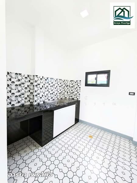 Romklao Housing Authority, Bangkok, Romklao Road, Khlong Song Ton Nun, Lat Krabang, Bangkok, 2 Bedrooms, 121 sqm, Single Detached House For Sale, by วิสุทธินี เฉลิมสินสุวรรณ, 500353547 - DDproperty.com