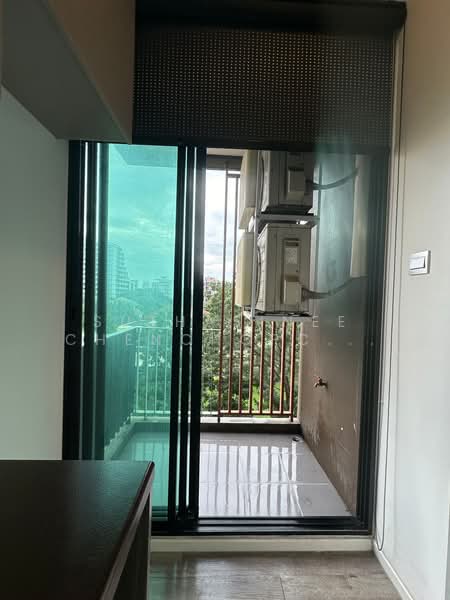 Brown Condo Ratchada 32, Bangkok, Soi Ratchada 32, Ratchadaphisek Road, Chan Kasem, Chatuchak, Bangkok, 1 Bedroom, 34 sqm, Condo For Sale, by Suthasinee Chenchopching, 500353578 - DDproperty.com