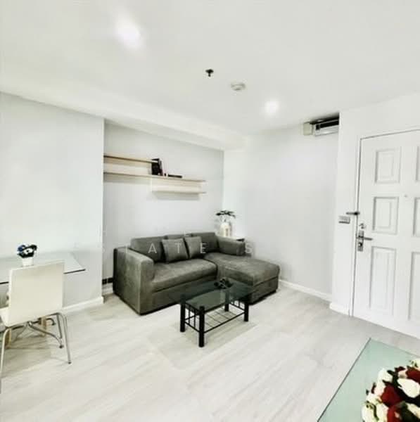 Life @ Phahon-Ari, Bangkok, 1415 Phaholyothin Road, Samsen Nai, Phaya Thai, Bangkok, 1 Bedroom, 42 sqm, Condo For Sale, by HOME Real Estate Service, 500353582 - DDproperty.com