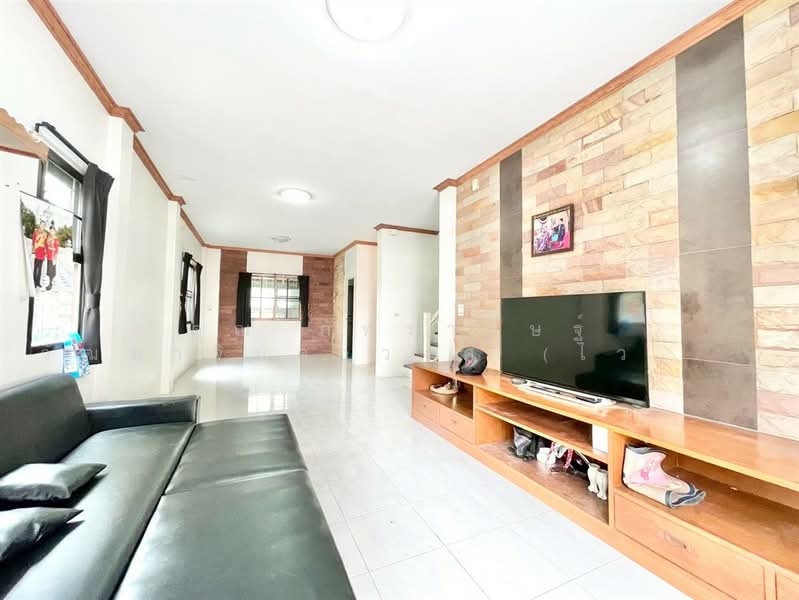 เต็มสิริ พลัส หนองจอก (Tem Siri plus Nong Chok), กรุงเทพ, ถนนเลียบวารี, หนองจอก, กรุงเทพ, 150 ตร.ม., บ้านแฝด ขาย, โดย คุณ ภัทรานิษฐ์ วัฒนาจินดาวงศ์ (ไวท์), 500353623 - DDproperty.com