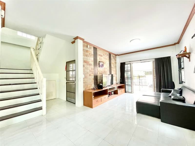 เต็มสิริ พลัส หนองจอก (Tem Siri plus Nong Chok), Bangkok, ถนนเลียบวารี, Nong Chok, Bangkok, 3 Bedrooms, 150 sqm, Semi-Detached House (Twin House) For Sale, by คุณ ภัทรานิษฐ์ วัฒนาจินดาวงศ์ (ไวท์), 500353623 - DDproperty.com