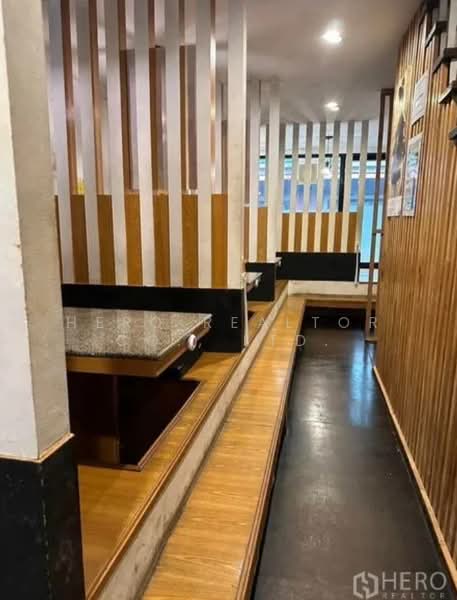 For Rent Shophouse 192 sqm in Phrom Phong Bangkok BRE22908, Bangkok, Khlong Tan Nua, Watthana, Bangkok, , 192 sqm, Shophouse For Rent, by Hero Realtor Co., Ltd., 500353631 - DDproperty.com