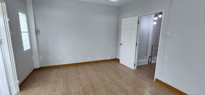 2-BR Townhouse, Bangkok, Ram Inthra, Khan Na Yao, Bangkok, 2 Bedrooms, 72 sqm, Townhouse For Sale, by Jesadakorn Cohn, 500353643 - DDproperty.com