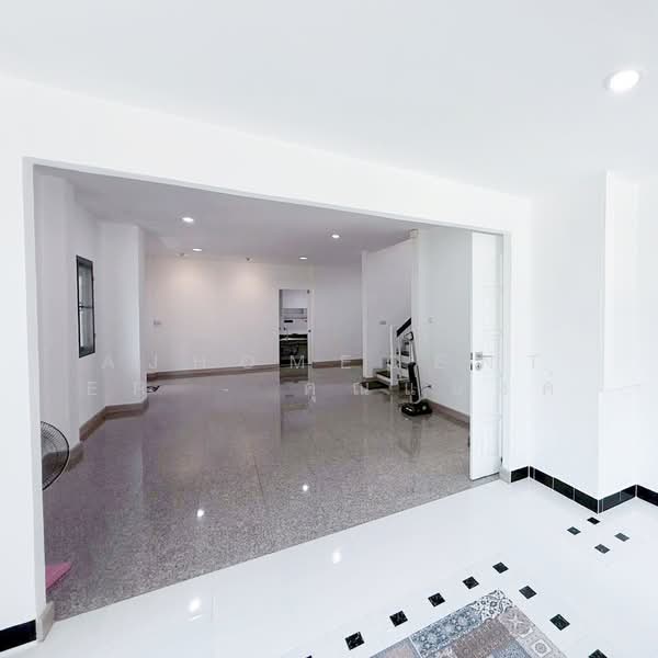 Baan Burirom Ramindra-Safari, Bangkok, Lieb Khlong Song Road, Bang Chun, Khlong Sam Wa, Bangkok, 3 Bedrooms, 130 sqm, Single Detached House For Sale, by AJHOMECENTER - คุณแบงค์, 500353673 - DDproperty.com