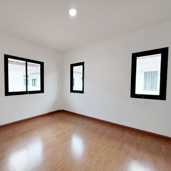 Baan Burirom Ramindra-Safari, Bangkok, Lieb Khlong Song Road, Bang Chun, Khlong Sam Wa, Bangkok, 3 Bedrooms, 130 sqm, Single Detached House For Sale, by AJHOMECENTER - คุณแบงค์, 500353673 - DDproperty.com