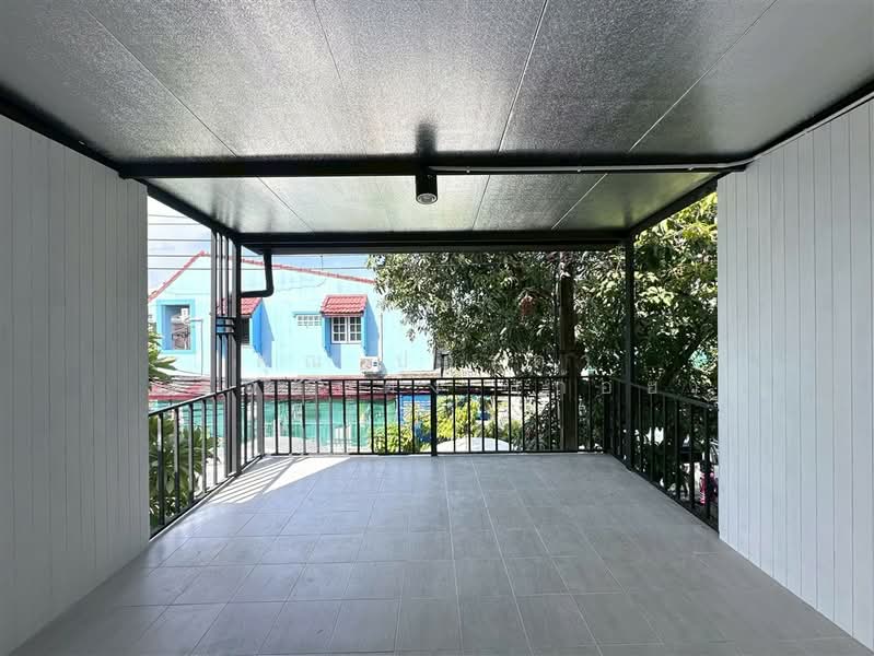 Sinthorn Happyland, Bangkok, Khlong Chan, Bang Kapi, Bangkok, 2 Bedrooms, 90 sqm, Townhouse For Sale, by คุณ ปารดา พลอยแดง (ก้อย), 500353703 - DDproperty.com