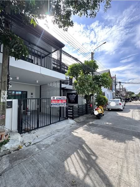 Sinthorn Happyland, Bangkok, Khlong Chan, Bang Kapi, Bangkok, 2 Bedrooms, 90 sqm, Townhouse For Sale, by คุณ ปารดา พลอยแดง (ก้อย), 500353703 - DDproperty.com