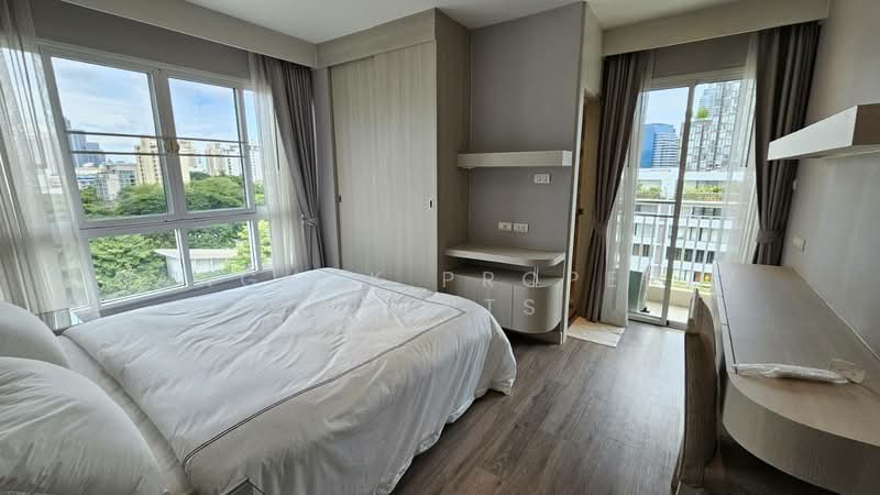 UN Residence, Bangkok, Khlong Tan Nua, Watthana, Bangkok, 3 Bedrooms, 190 sqm, Condo For Rent, by BANGKOK PROPERTY AGENTS, 500353708 - DDproperty.com