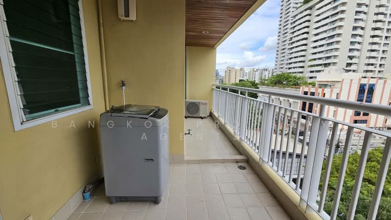 UN Residence, Bangkok, Khlong Tan Nua, Watthana, Bangkok, 3 Bedrooms, 190 sqm, Condo For Rent, by BANGKOK PROPERTY AGENTS, 500353708 - DDproperty.com