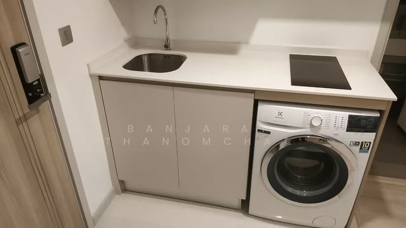 Knightsbridge Prime Sathorn, Bangkok, 599 Naradhiwas Rajanagarindra Road, Thung Maha Mek, Sathon, Bangkok, 1 Bedroom, 44 sqm, Condo For Rent, by Banjarat Thanomchat, 500353721 - DDproperty.com