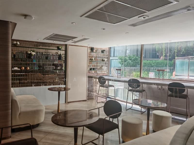 Fynn Asoke, Bangkok, 28 Sukhumvit 10 Alley, Khlong Toei, Bangkok, 1 Bedroom, 30 sqm, Condo For Rent, by Thanachot Khantigamongun, 500353723 - DDproperty.com