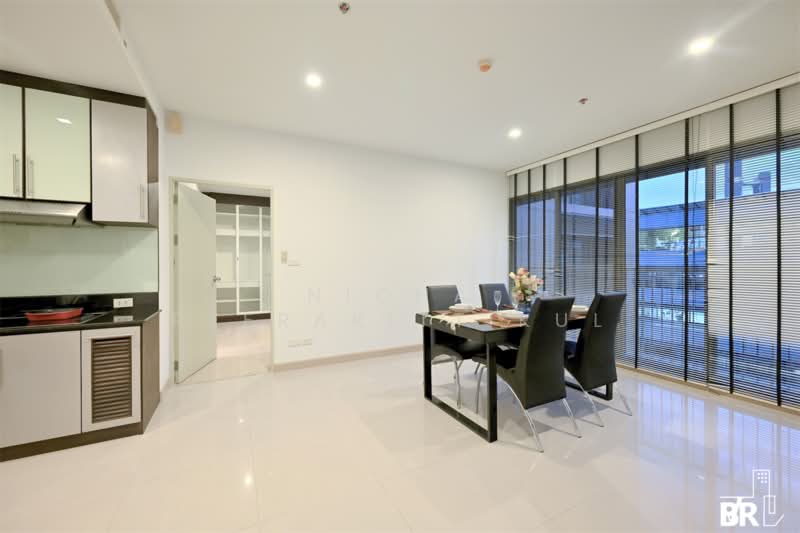 Noble Solo, Bangkok, 988 Thong Lo, Khlong Tan Nua, Watthana, Bangkok, 2 Bedrooms, 108 sqm, Condo For Rent, by Nicha Peerakittikul, 500353726 - DDproperty.com