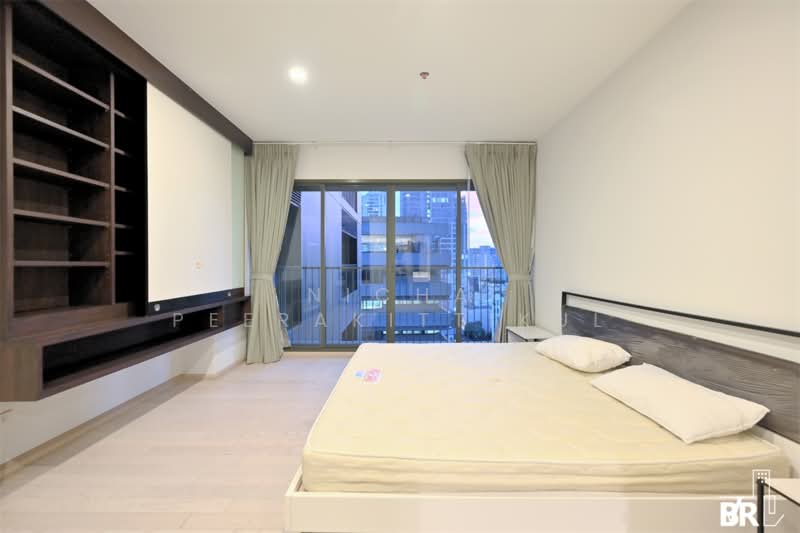 Noble Solo, Bangkok, 988 Thong Lo, Khlong Tan Nua, Watthana, Bangkok, 2 Bedrooms, 108 sqm, Condo For Rent, by Nicha Peerakittikul, 500353726 - DDproperty.com