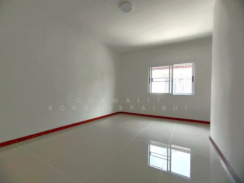 Moobaan KC Ramintra 3 : หมู่บ้านเคซีรามอินทรา 3, กรุงเทพ, ซอยหทัยราษฎร์ 39, สามวาตะวันตก, คลองสามวา, กรุงเทพ, 140 ตร.ม., ทาวน์เฮ้าส์ ขาย, โดย CHAWALIT KONGSAKPAIBUL, 500353730 - DDproperty.com