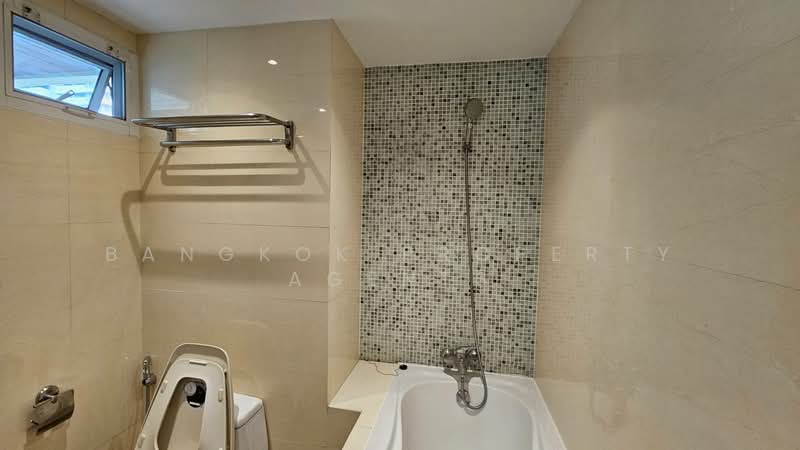 UN Residence, Bangkok, Khlong Tan Nua, Watthana, Bangkok, 2 Bedrooms, 120 sqm, Condo For Rent, by BANGKOK PROPERTY AGENTS, 500353746 - DDproperty.com