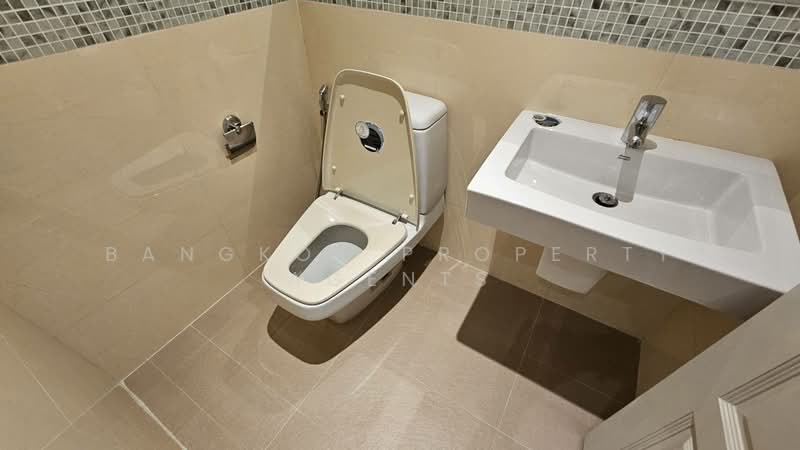 UN Residence, Bangkok, Khlong Tan Nua, Watthana, Bangkok, 2 Bedrooms, 120 sqm, Condo For Rent, by BANGKOK PROPERTY AGENTS, 500353746 - DDproperty.com