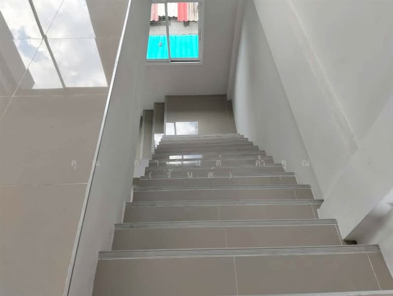 อาคารพาณิชย์ 3 ชั้น 43 ตร.ว. อาคารพาณิชย์ ซอยรังสิต-นครนายก56, Pathum Thani, ถนนลำลูกกา, Khu Khot, Lam Luk Ka, Pathum Thani, , 200 sqm, Shophouse For Sale, by คุณ การันต์ ค้ำคูณ (รันต์), 500353750 - DDproperty.com