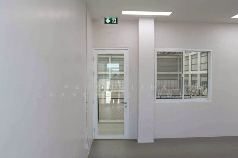 Factory / Warehouse for Rent 1,800 sq.m. Bangna–Trad Road, KM 30, Samut Prakan, Samut Prakan, Ban Rakat, Bang Bo, Samut Prakan, , 1,800 sqm, Warehouse/Factory For Rent, by Patchalida Chanchaisiriwet, 500353790 - DDproperty.com