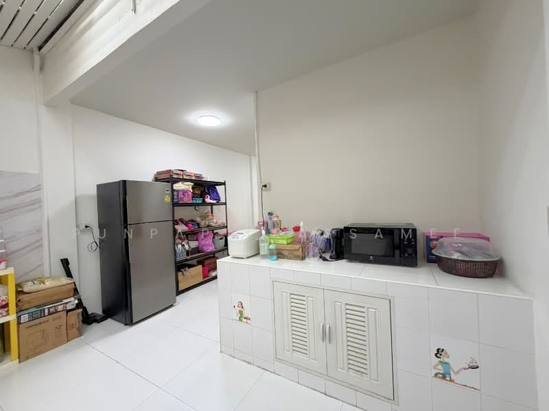 Siriwan-Chuanchom, Nonthaburi, Bang Kruai-Sai Noi Road, Bang Bua Thong, Nonthaburi, 3 Bedrooms, 90 sqm, Townhouse For Sale, by Punpapa Rassamee, 500353801 - DDproperty.com