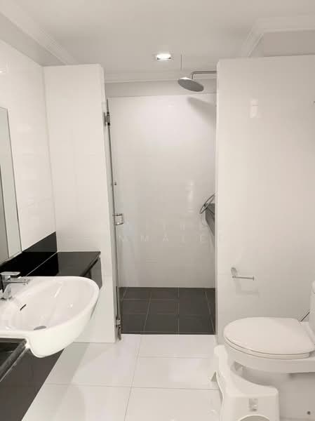 Flawless Sathorn Residence : ฟลอเลส สาทร เรสซิเด้นซ์, กรุงเทพ, 6 ซอยสาทร 15, ยานนาวา, สาทร, กรุงเทพ, 41 ตร.ม., คอนโด ให้เช่า, โดย Sawitree Simmalee, 500353842 - DDproperty.com