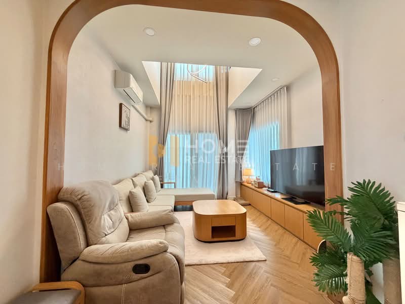 Centro Phahol-Vibhavadi 2, Pathum Thani, Klong 1 Khlong Luang, Khlong Nung, Khlong Luang, Pathum Thani, 4 Bedrooms, 262 sqm, Single Detached House For Sale, by HOME Real Estate Service, 500353984 - DDproperty.com