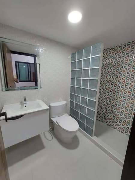 The Connect Pattanakarn 38, Bangkok, Soi Phatthanakan 38, Phatthanakan Road, Suan Luang, Bangkok, 2 Bedrooms, 100 sqm, Townhouse For Sale, by NR AGENT, 500353991 - DDproperty.com