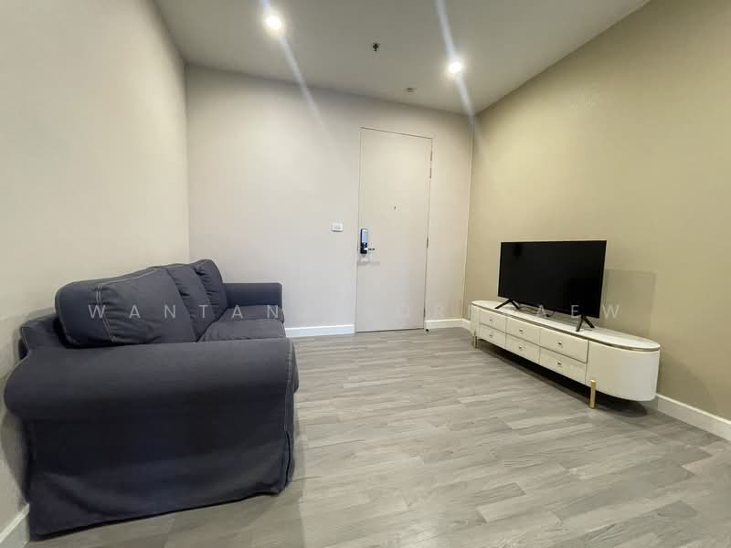 The Room BTS Wongwianyai, Bangkok, 44 KrungThonBuri Road, Khlong Ton Sai, Khlong San, Bangkok, 1 Bedroom, 48 sqm, Condo For Rent, by Wantana Kornkaew, 500354005 - DDproperty.com