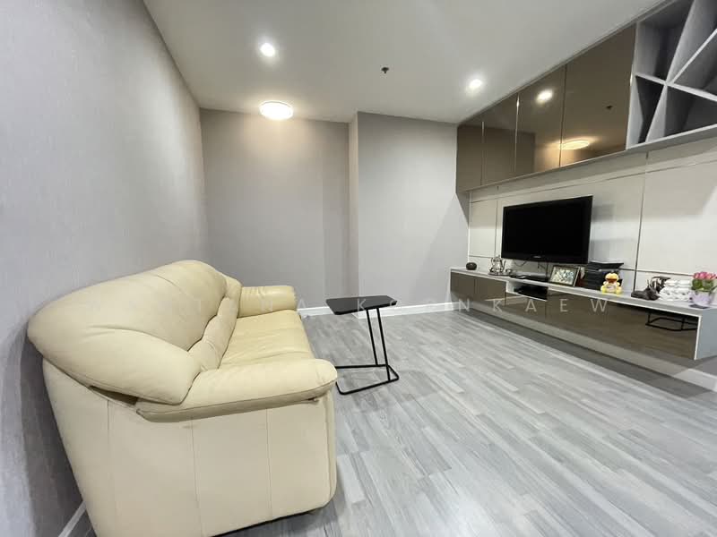 The Room BTS Wongwianyai, Bangkok, 44 KrungThonBuri Road, Khlong Ton Sai, Khlong San, Bangkok, 1 Bedroom, 58 sqm, Condo For Rent, by Wantana Kornkaew, 500354029 - DDproperty.com